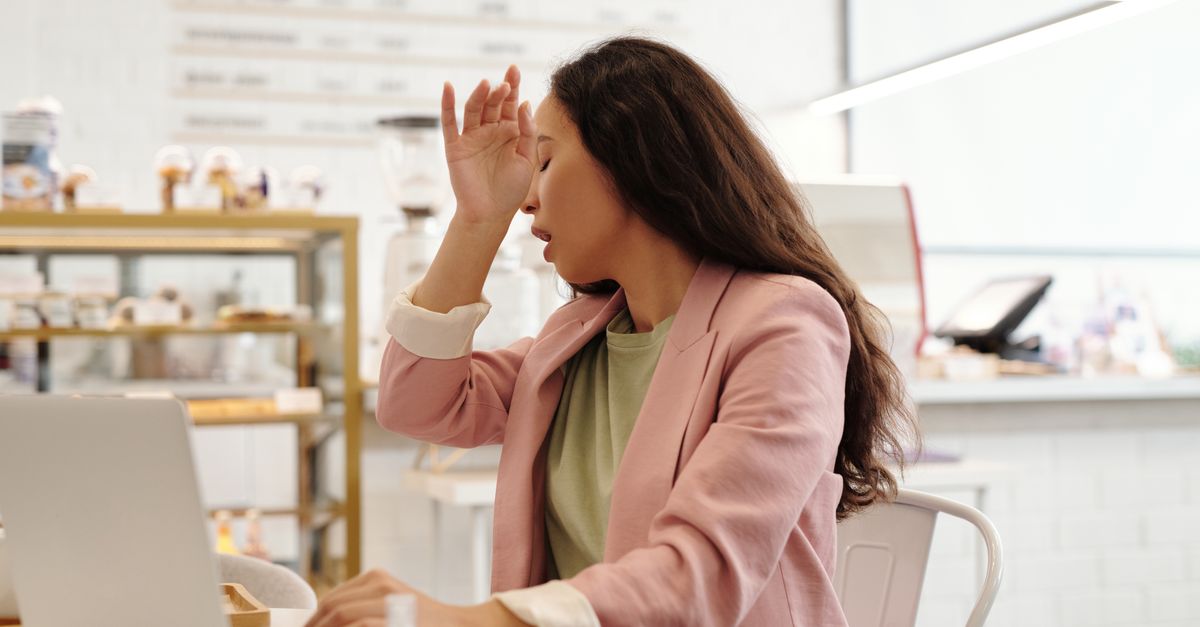 Are Hot Flashes Normal in Endometriosis?