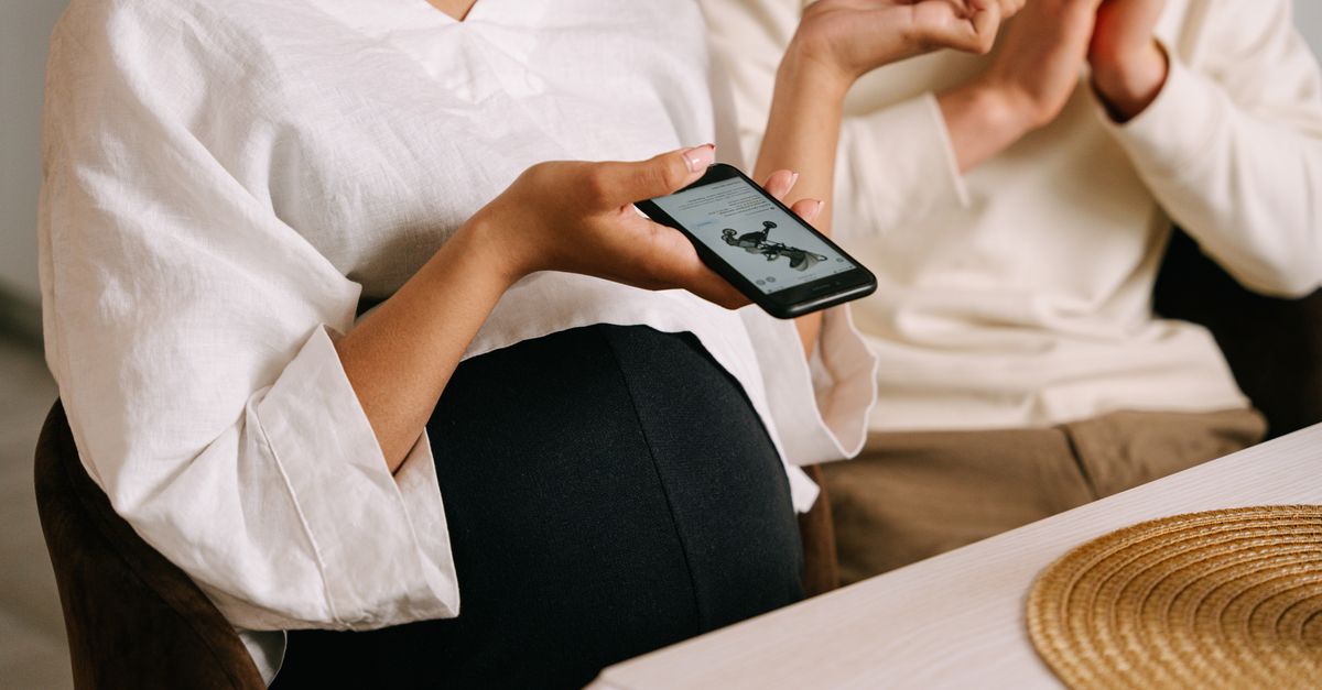 Is Collagen Peptides During Pregnancy Worth Taking? A Look at the Clinical Trials