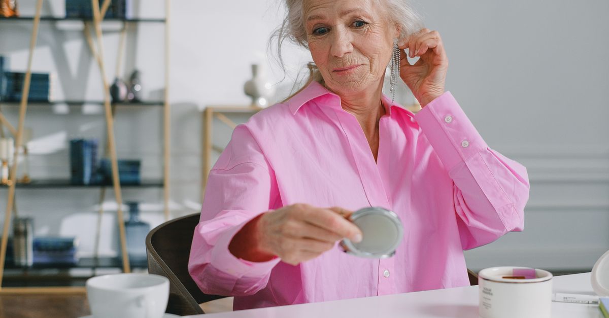 Does Black Cohosh Help with Menopause Symptoms?