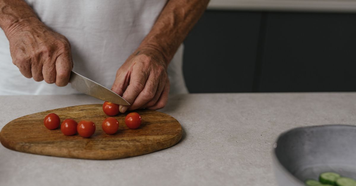 How to Lower Hematocrit Naturally and With Supplements