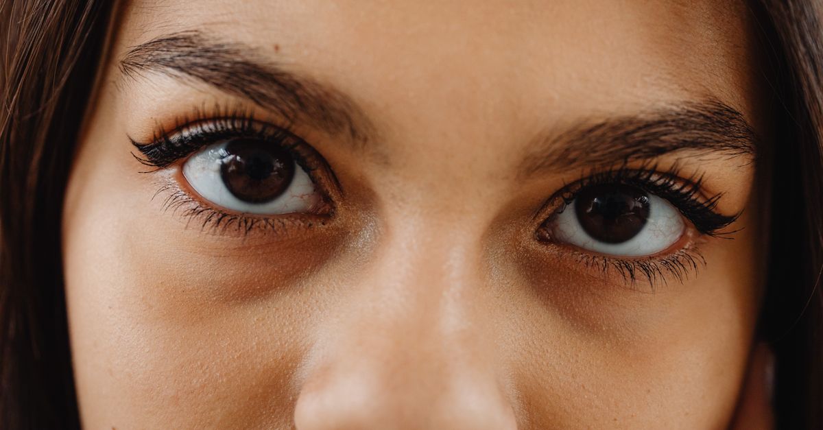 Is Dry Eyes Normal with PMDD?