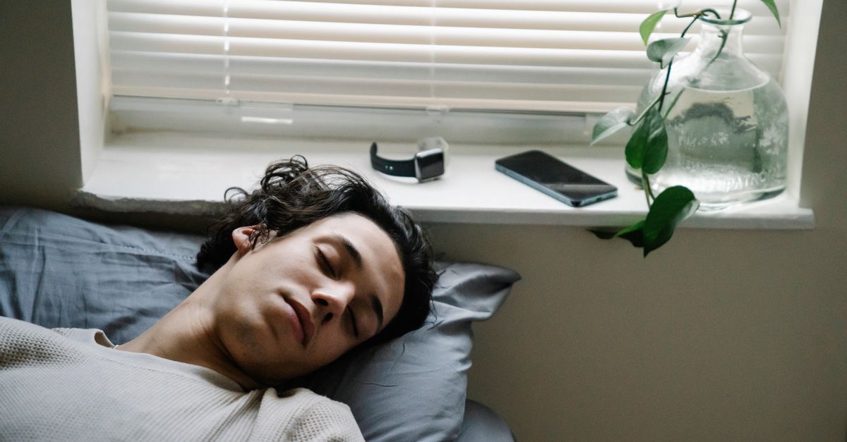 What the Research Actually Says About L-Glutamine Before Bed