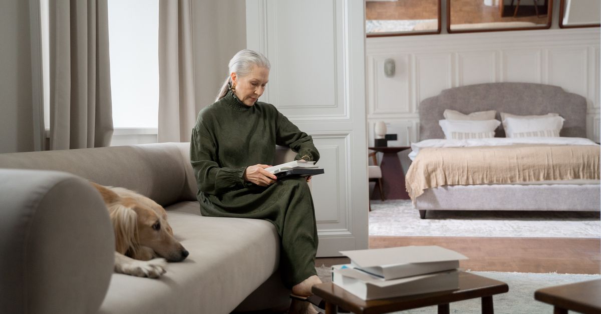 Is Supplements for Women Over 60 Worth Taking? A Look at the Clinical Trials