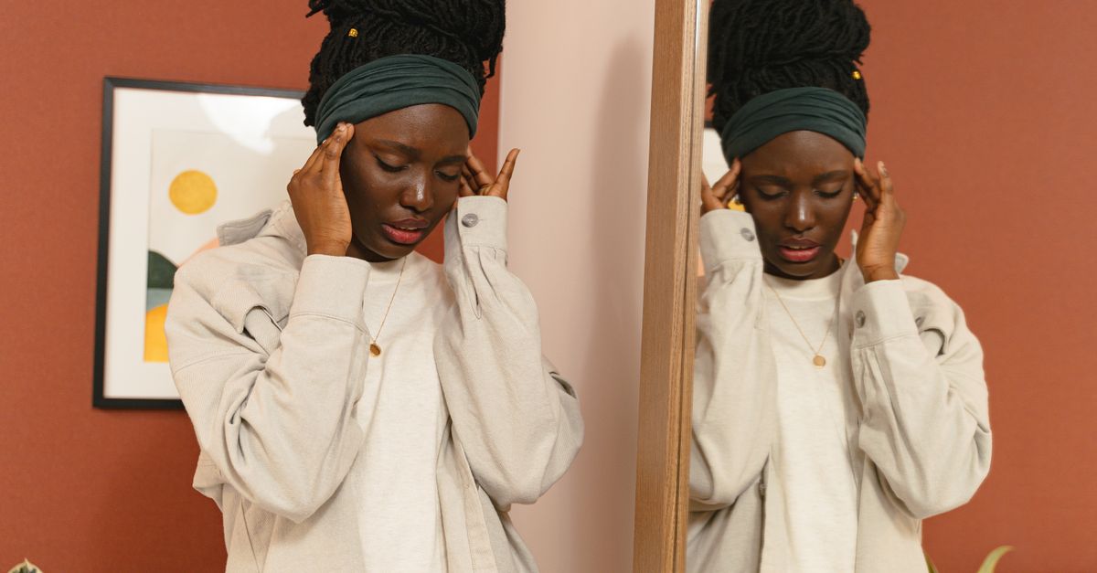 What Causes Migraines with Adenomyosis?