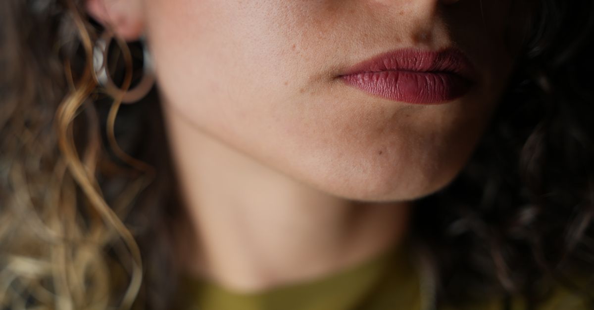 What Causes Thinning Skin with PMDD?