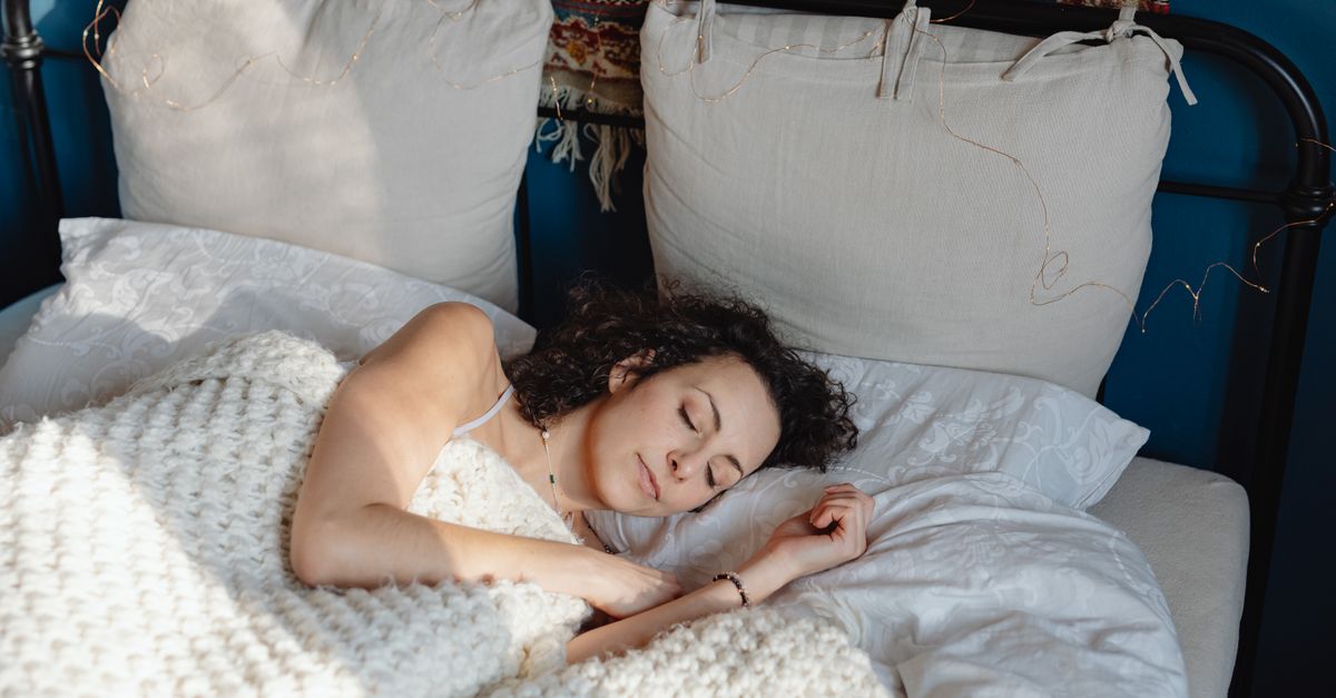 What Causes Waking at 3am with Adenomyosis?
