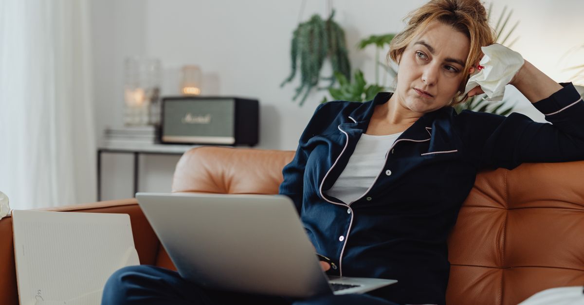 What Causes Weight Gain Around the Middle in PMDD?